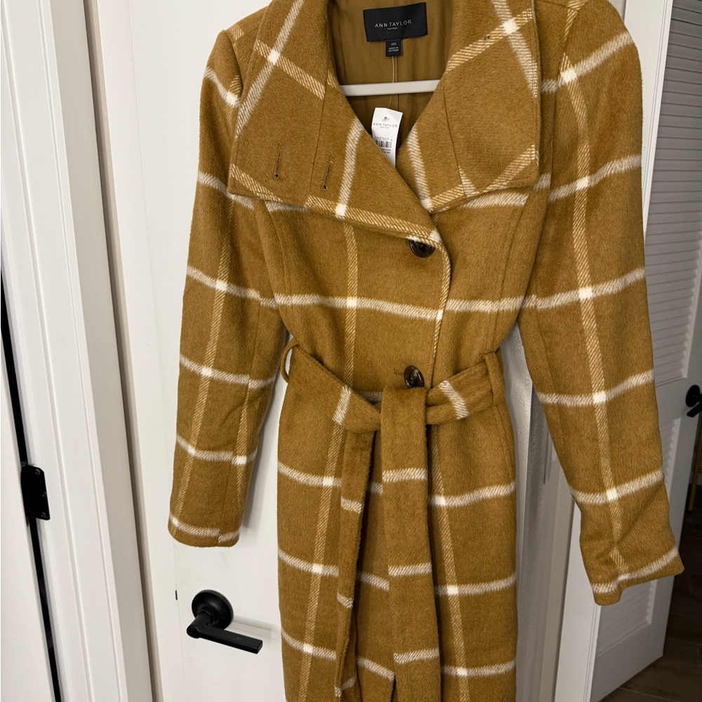 Ann Taylor Factory Brown Trench Coat with Wide Collar and Matching Belt